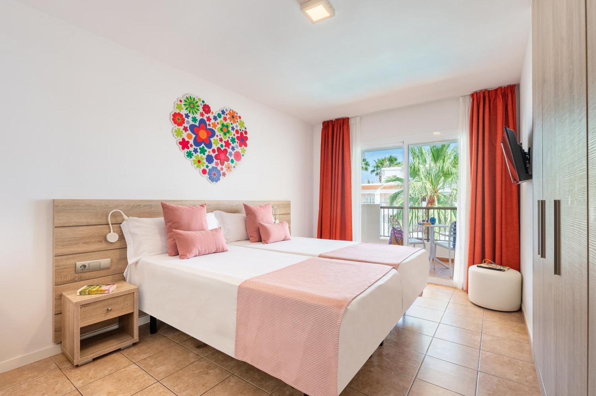 Hotel Vibra Bossa Flow - Adults Only Platja d'en Bossa Exterior foto
