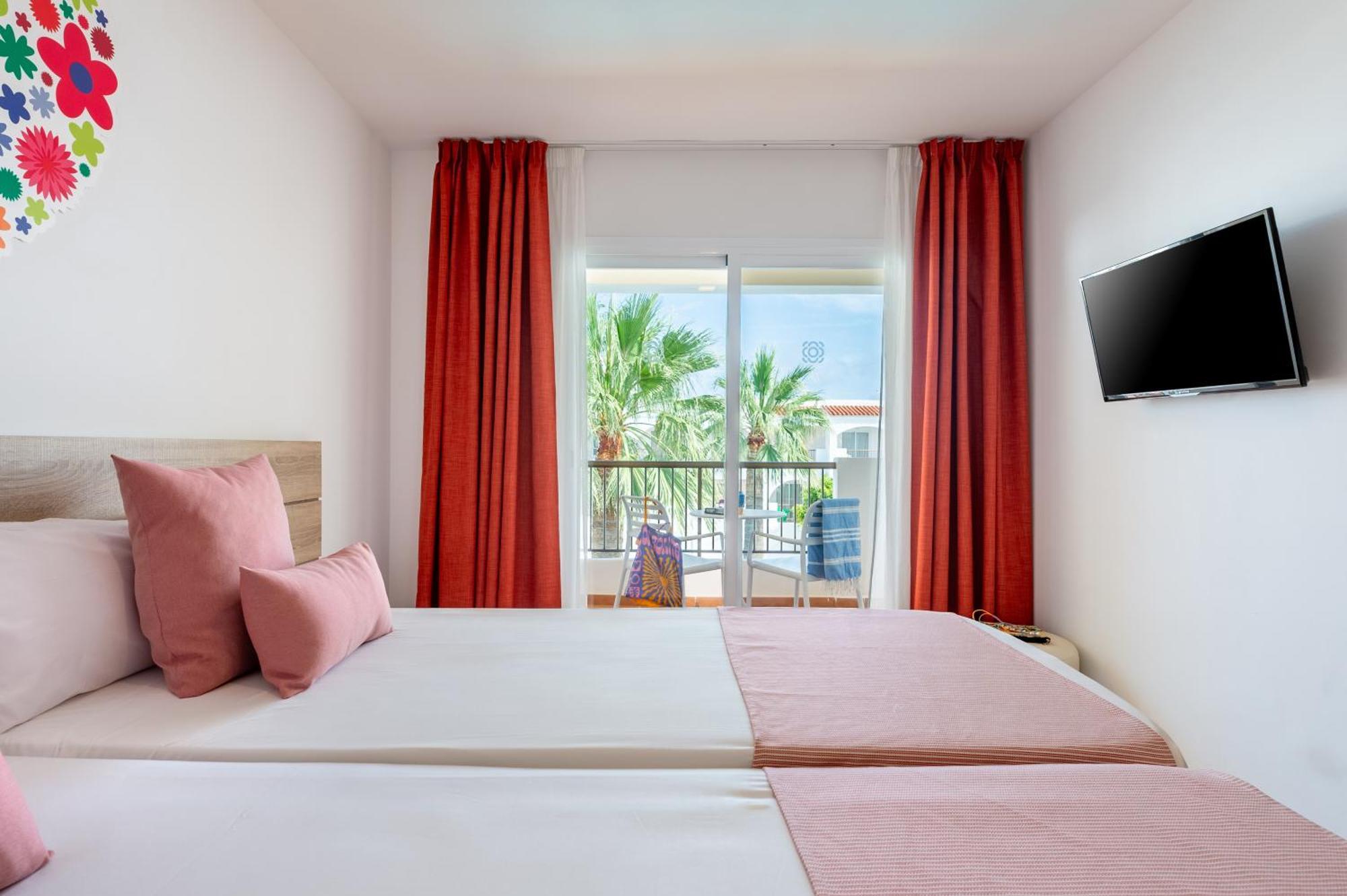 Hotel Vibra Bossa Flow - Adults Only Platja d'en Bossa Exterior foto